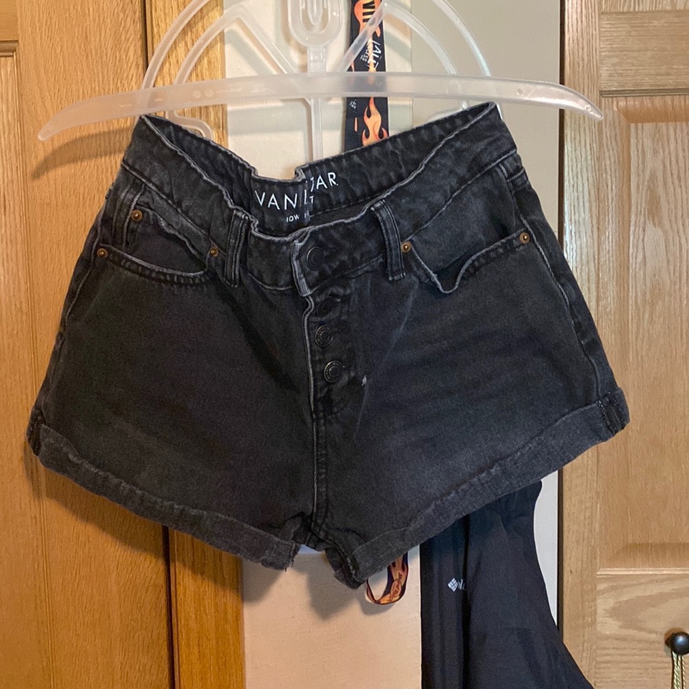 Women’s black jean shorts
